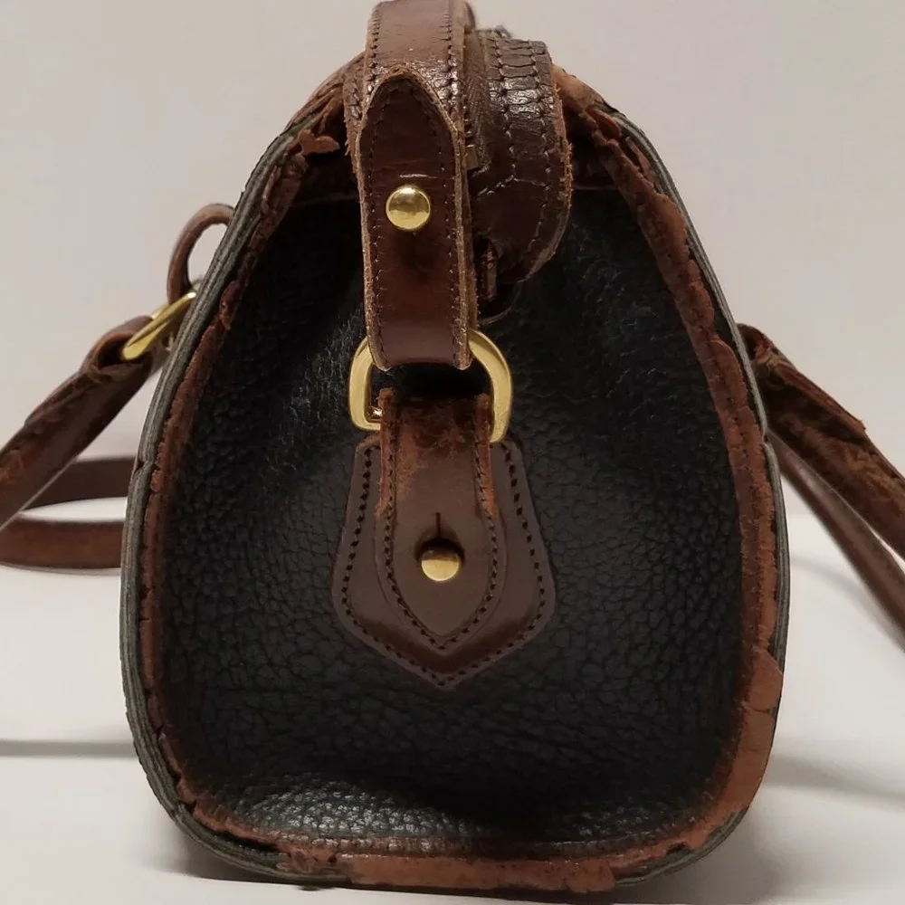 Dooney & Bourke production 1990
